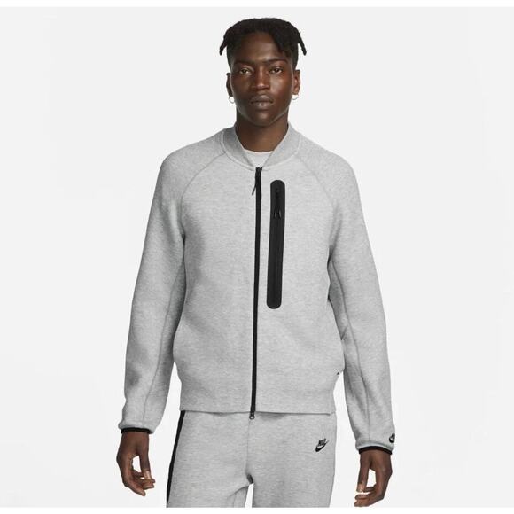 Nike Sportswear‎ Tech Fleece Bomber Jacket Mens Medium M Gray FB8008-063 NWT